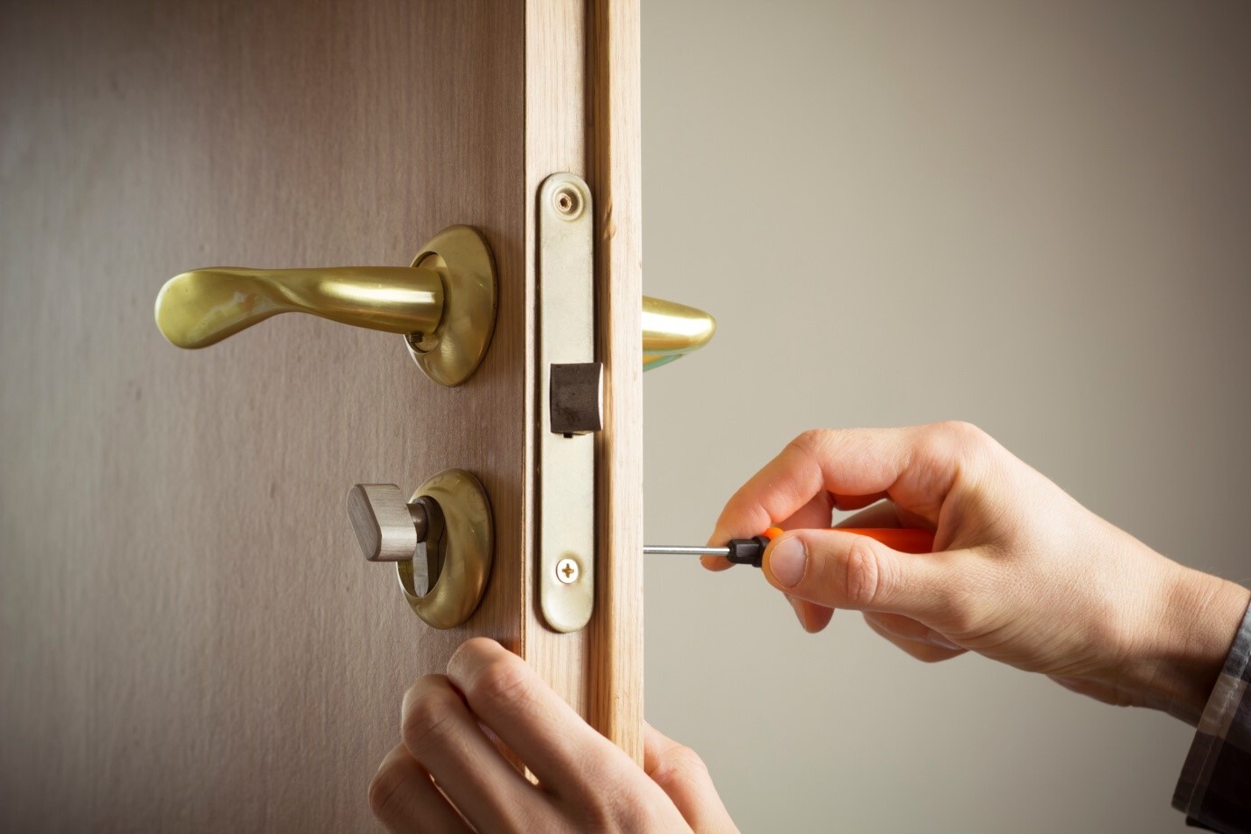 Door-lock-repair